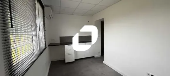 Propriété commerciale à Izon, France 1380m² No. 288920 11