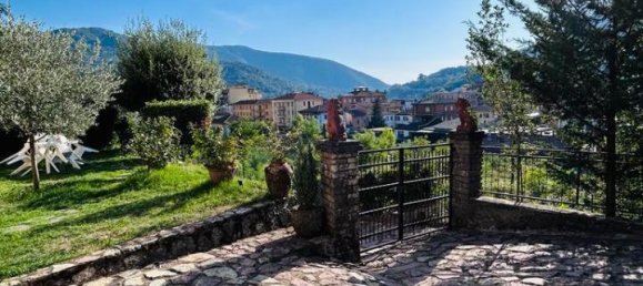 11 rooms House in Aulla, Italy No. 117425 26