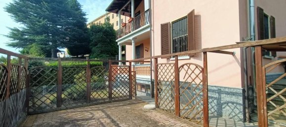 4 rooms Apartment in Villa del Bosco, Italy No. 20751 24