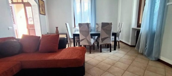 4 rooms Apartment in Villa del Bosco, Italy No. 20751 5