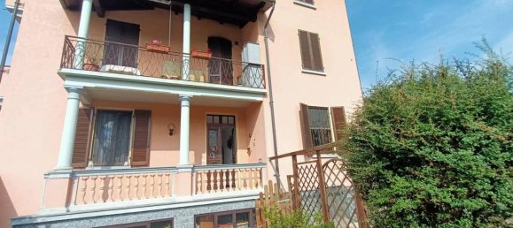 4 rooms Apartment in Villa del Bosco, Italy No. 20751 23