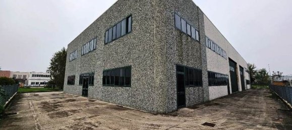 4-Zimmer Lagerhaus in Cento, Italy, Nr. 85574 35