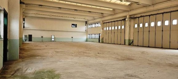 4-Zimmer Lagerhaus in Cento, Italy, Nr. 85574 7