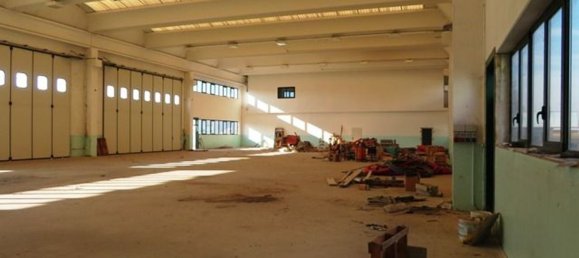 4-Zimmer Lagerhaus in Cento, Italy, Nr. 85574 16