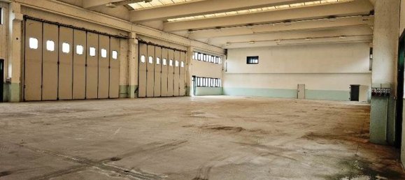 4-Zimmer Lagerhaus in Cento, Italy, Nr. 85574 8