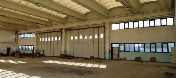 4-Zimmer Lagerhaus in Cento, Italy, Nr. 85574 15