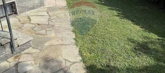 Apartamento de 2 dormitorios en Gallarate, Italy No. 324891 2