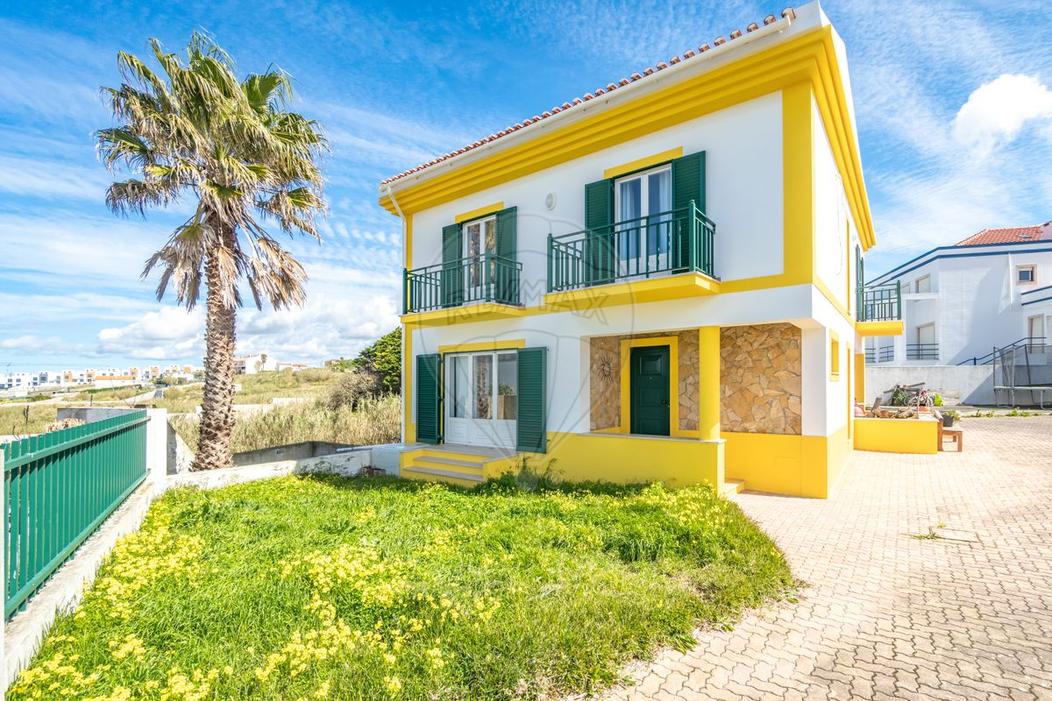 3 bedrooms House in Lourinha, Portugal No. 65298