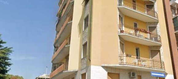 7 غرف نوم شقة في Vercelli, Italy رقم 369790 4