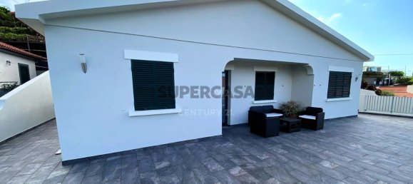 3 bedrooms House in Funchal, Portugal No. 155648 5