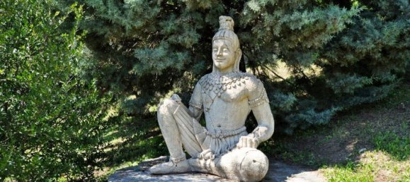 6 bedrooms Commercial property in Tivat, Montenegro No. 163 2