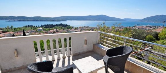 6 bedrooms Commercial property in Tivat, Montenegro No. 163 4