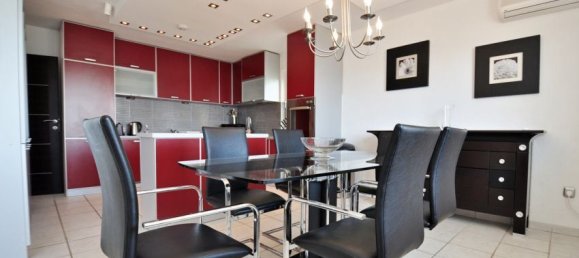 6 bedrooms Commercial property in Tivat, Montenegro No. 163 15