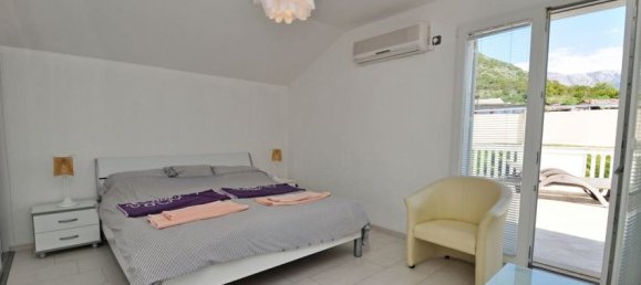 6 bedrooms Commercial property in Tivat, Montenegro No. 163 20