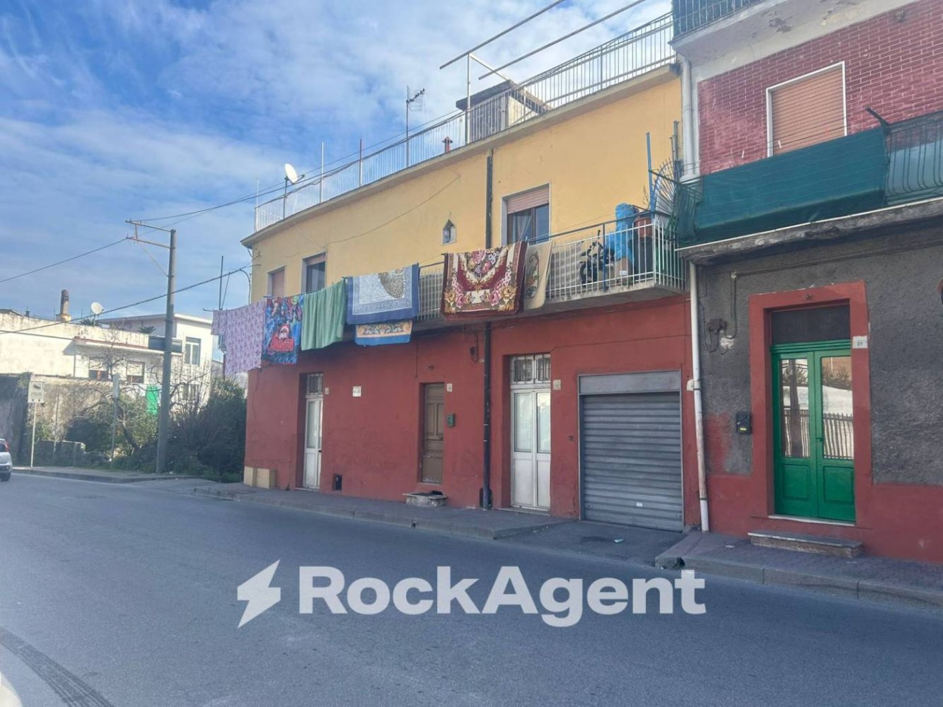 5 rooms Building in San Giuseppe Vesuviano, Italy No. 285862