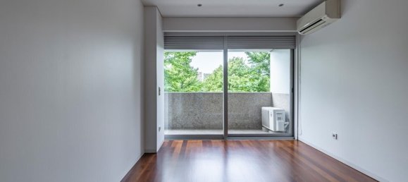 4 Schlafzimmer Wohnung in Porto, Portugal, Nr. 131007 14