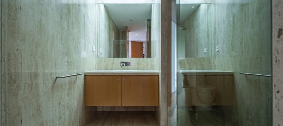 4 Schlafzimmer Wohnung in Porto, Portugal, Nr. 131007 9