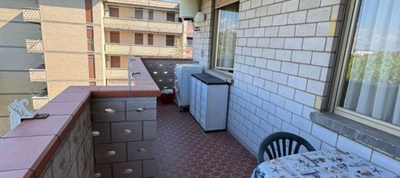 3 chambres Appartement à Follonica, Italy No. 381648 5