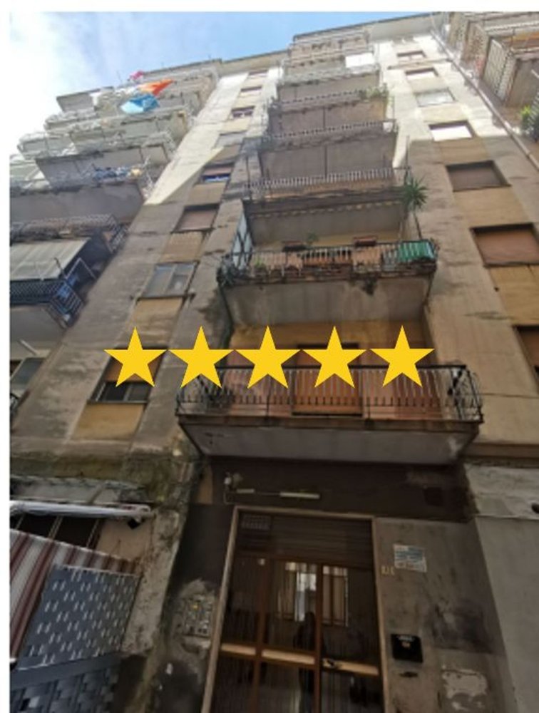 5 rooms Apartment in Pagani, Italy No. 225299