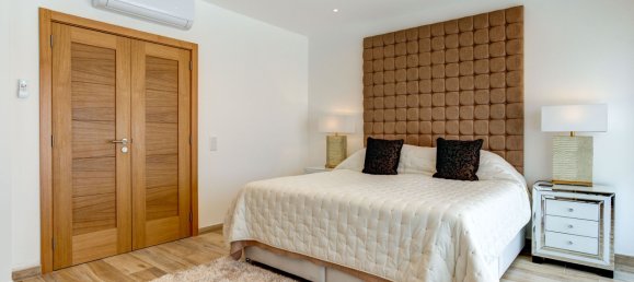 4 bedrooms House in Budens, Portugal No. 130022 39