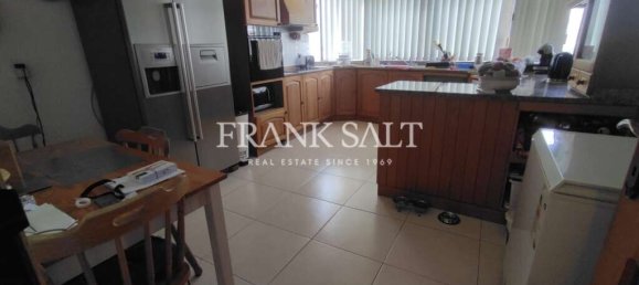 Apartamento de 3 dormitorios en Sliema, Malta No. 3084 4