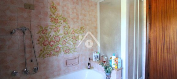 3 bedrooms Villa in Altopascio, Italy No. 374521 11