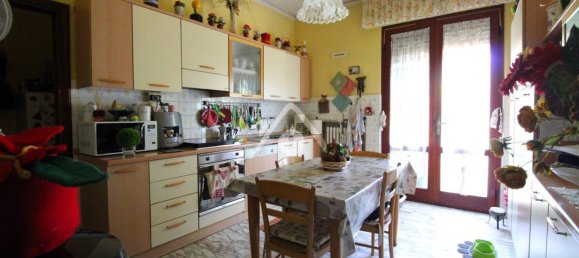 3 bedrooms Villa in Altopascio, Italy No. 374521 21