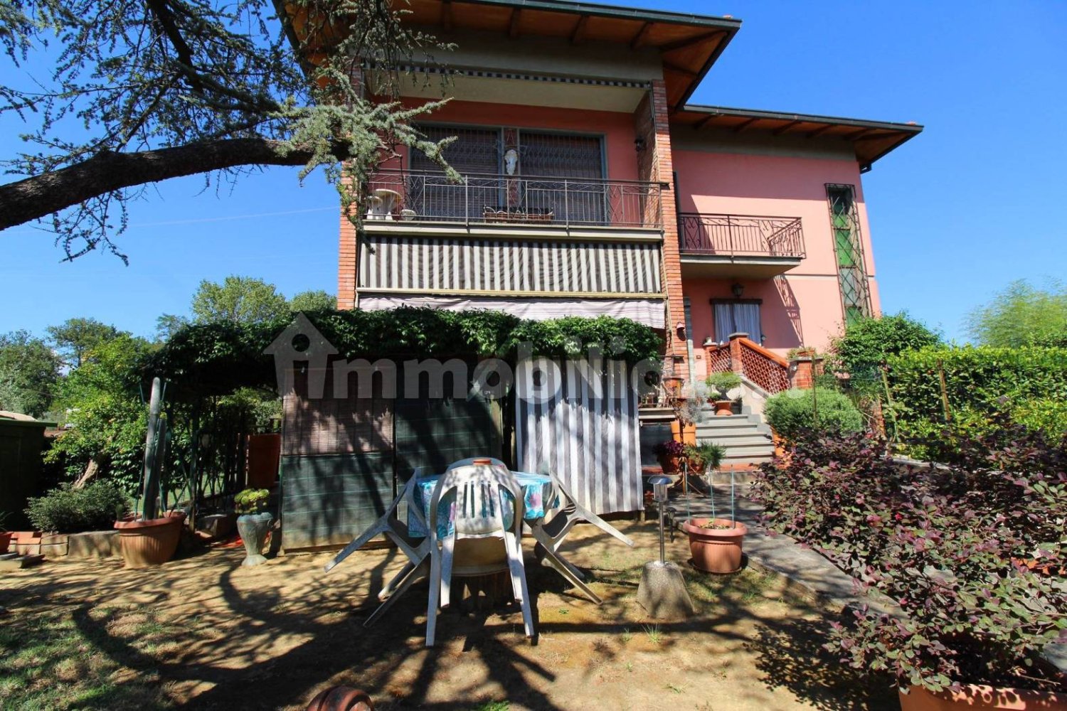 3 bedrooms Villa in Altopascio, Italy No. 374521
