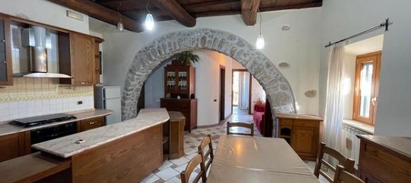 3غرفة شقة في Piglio, Italy رقم 258443 2