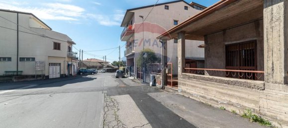4-Zimmer Villa in Camporotondo Etneo, Italy, Nr. 33094 3