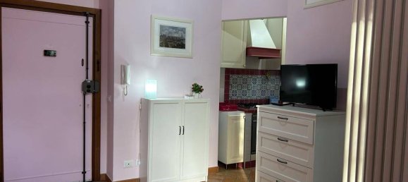 2 rooms Apartment in Rome, Italy No. 219909 8