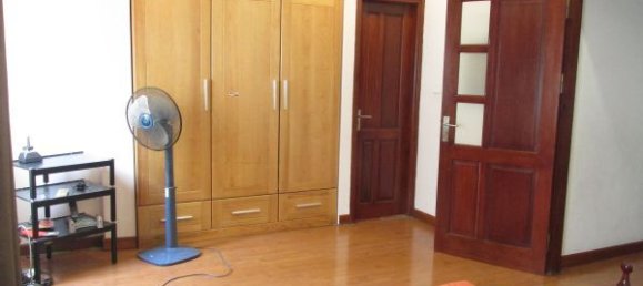 4 Schlafzimmer Haus in Hoan Kiem, Vietnam, Nr. 5040 13