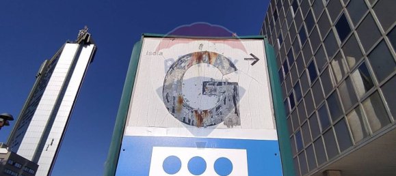 3 rooms Office in Naples, Italy No. 292976 4