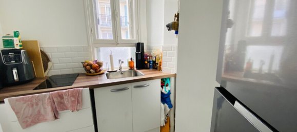 2 bedrooms Apartment in Nogent-sur-Marne, France No. 165365 3