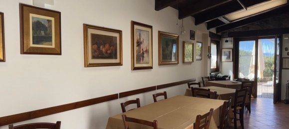 5 bedrooms House in Terenzo, Italy No. 343548 12