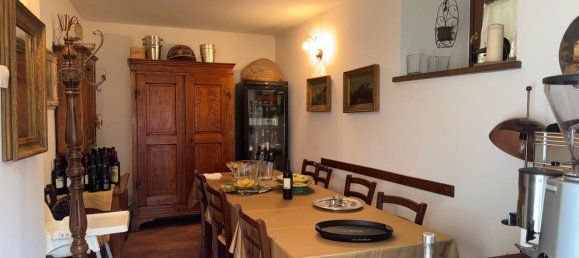 5 bedrooms House in Terenzo, Italy No. 343548 13