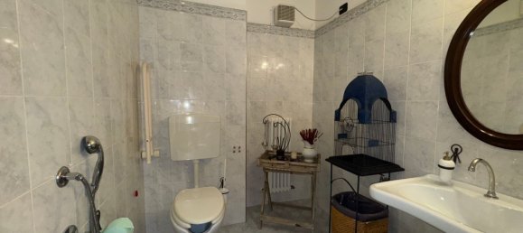 5 bedrooms House in Terenzo, Italy No. 343548 18