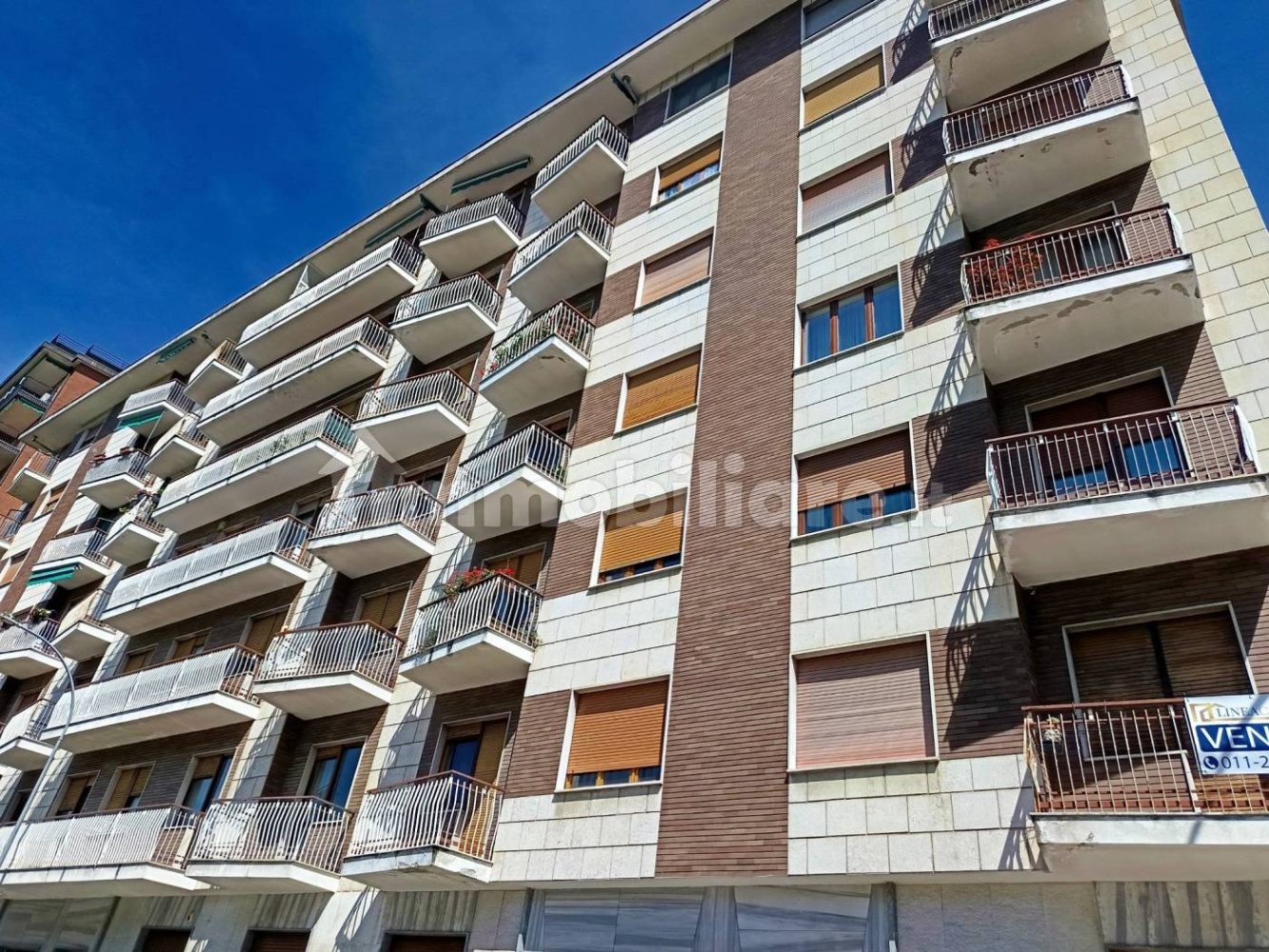 3 bedrooms Apartment in Collegno, Italy No. 360323