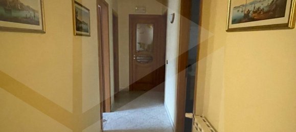 Apartamento de 4 habitaciónes en Messina, Italy No. 23801 14