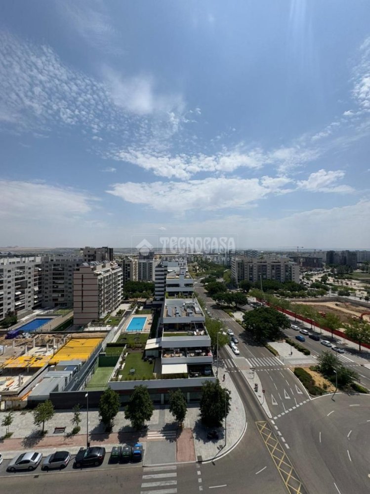 4 bedrooms Penthouse in Madrid, Spain No. 159803