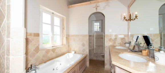 6 bedrooms Villa in Le Plan-de-la-Tour, France No. 1671 18