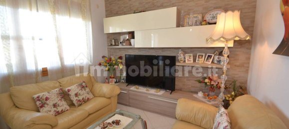 2 bedrooms Apartment in Rosignano Marittimo, Italy No. 72351 2