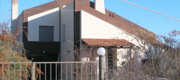 5 bedrooms Commercial property in Panorama, Greece No. 7675 3