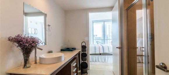 2 chambres propriété commerciale à vendre à Miami, Miami-Dade, Florida, USA № 614637 20