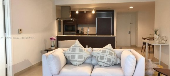 2 chambres propriété commerciale à vendre à Miami, Miami-Dade, Florida, USA № 614637 18