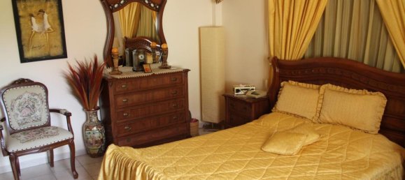 4 bedrooms Villa in Limassol, Cyprus No. 1797 13