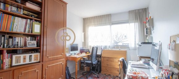 Квартира с 4 спальнями в Бур-ля-Рен, Франция № 163079 11