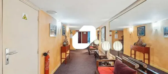 570m² Office in Paris, France No. 346120 7