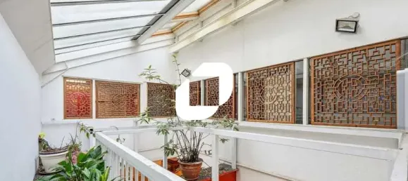 570m² Office in Paris, France No. 346120 8