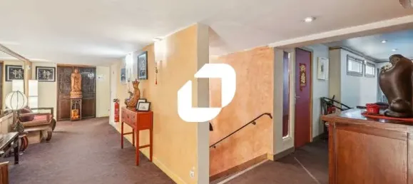 570m² Office in Paris, France No. 346120 6